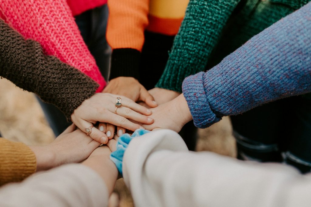 many hands
